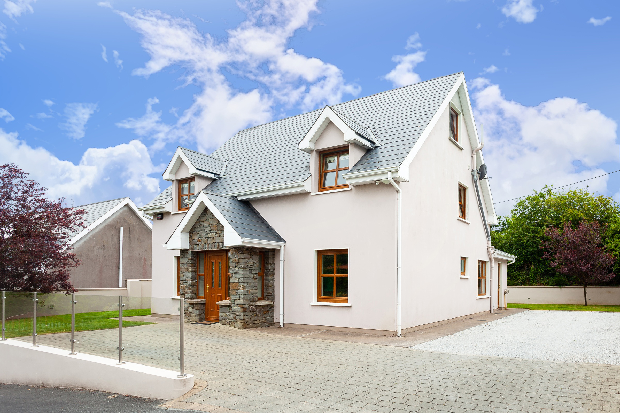 2, Dubh Dara, Aherla, County Cork. P31 A003