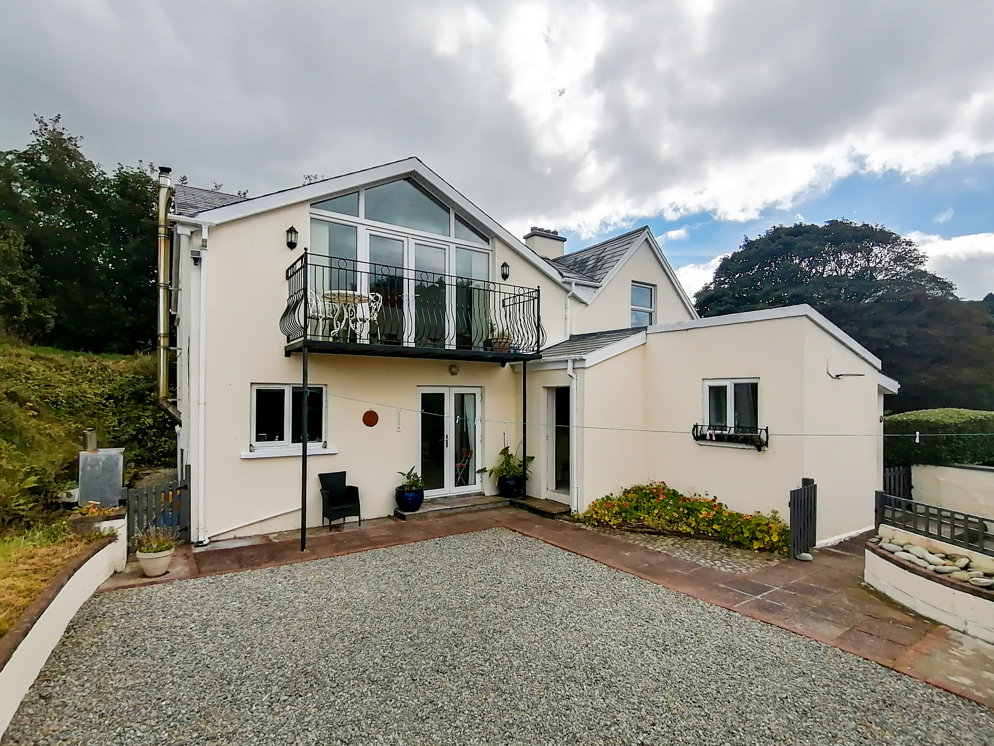 Galvin’s Cottage, Dunmarklun, Lissarda, County Cork, P14 YC67