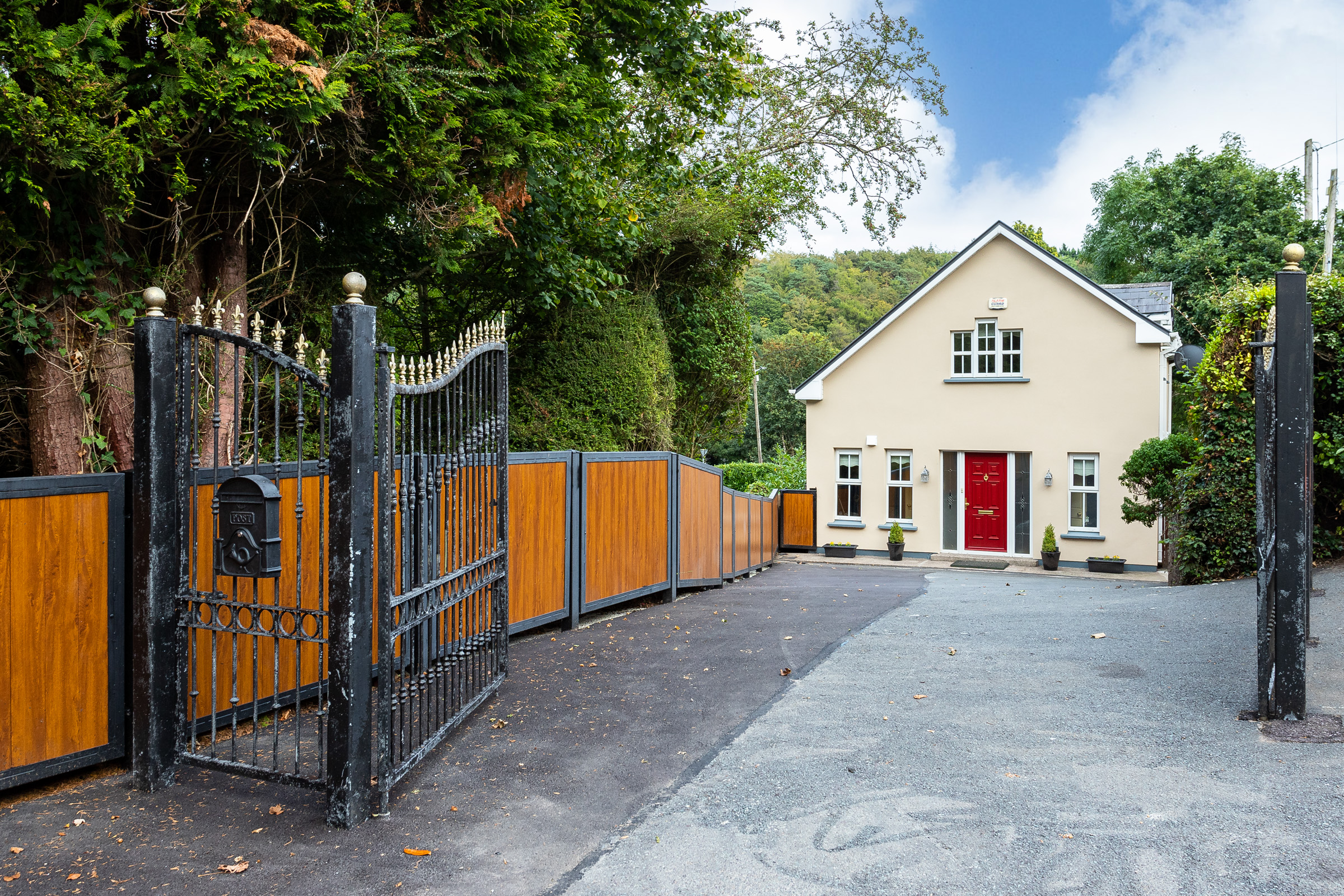 Cedardale, Healy’s Bridge, Carrigrohane, Cork, T12 HE2W