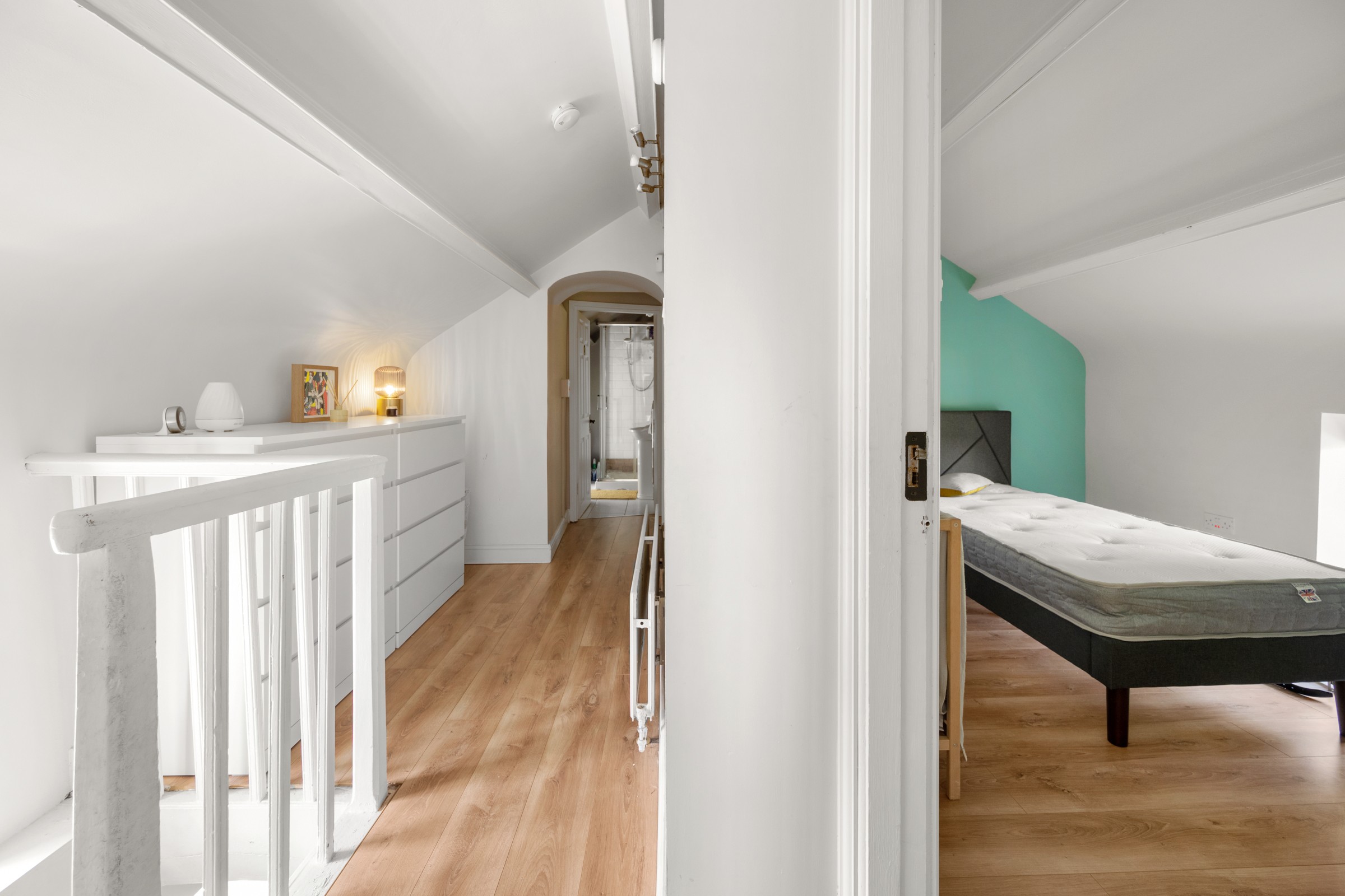 Hallway_001
