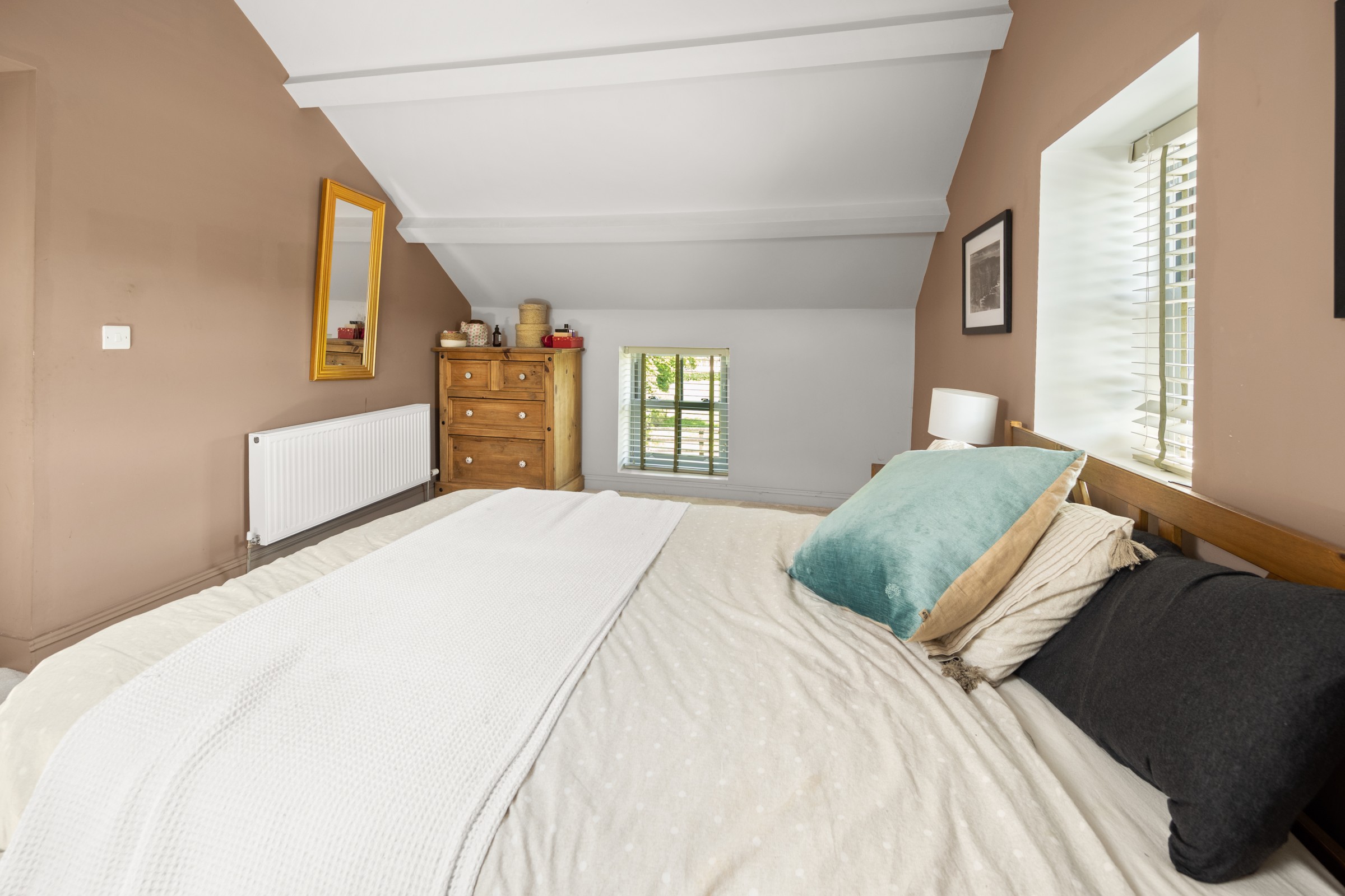 MasterBedroom_03