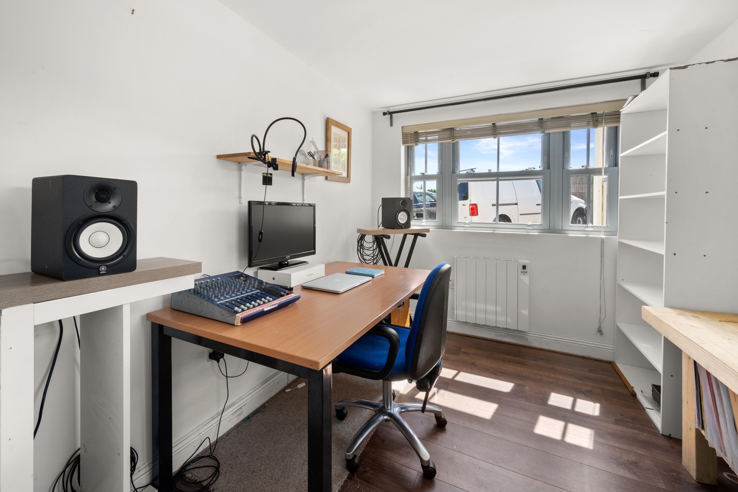 Office_01